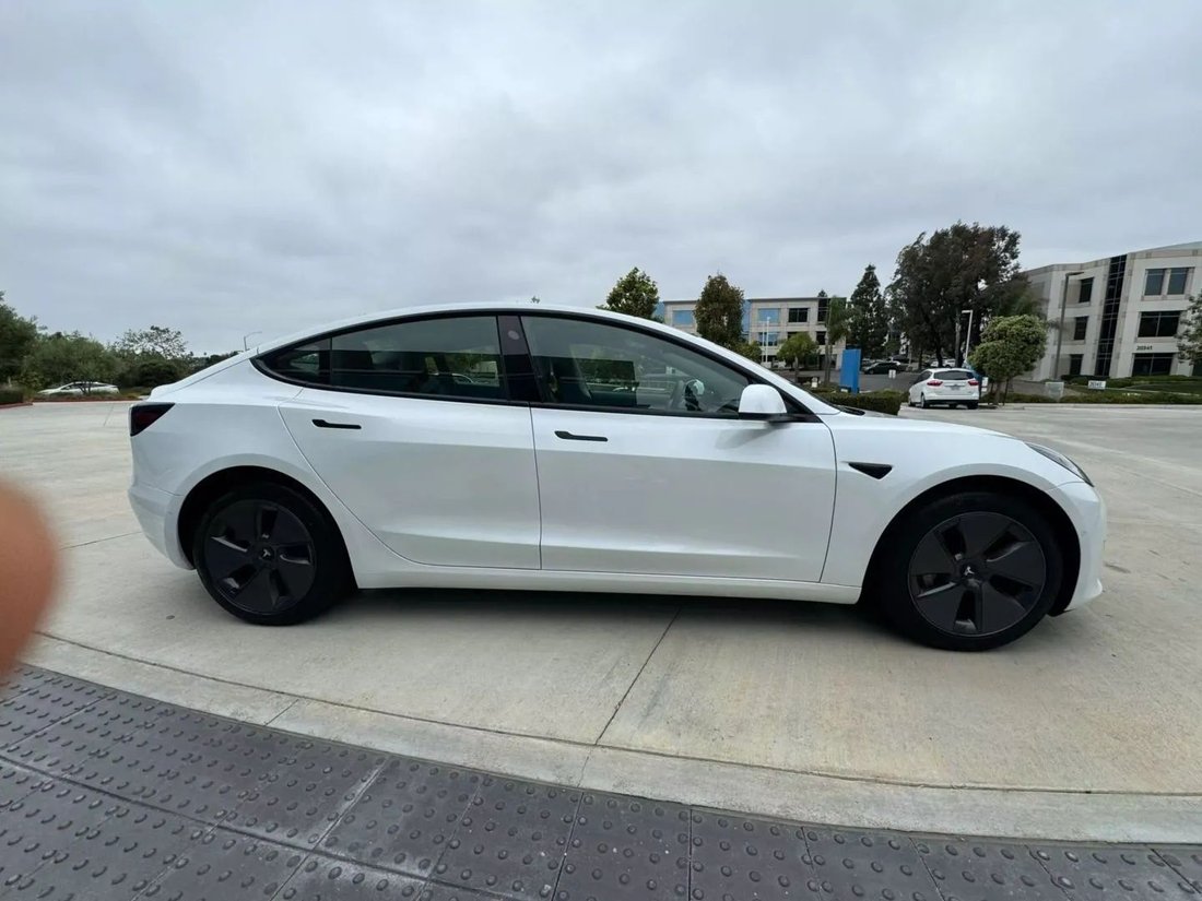 Sedan in Riverside, CA, United States 4 - 19029635