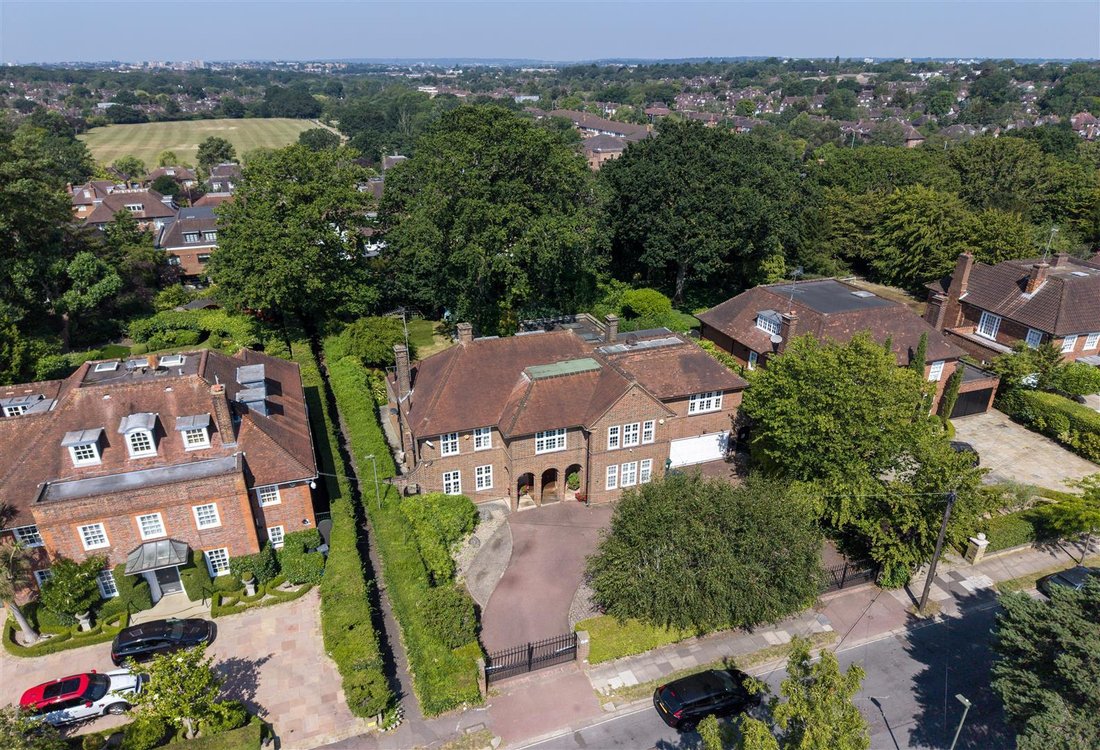 Casa en Hampstead Garden Suburb, Municipio de Barnet, Inglaterra 2 - 19020850