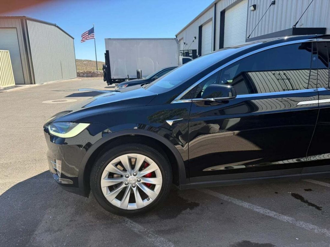 Suv in Hurricane, UT, United States 2 - 19032753