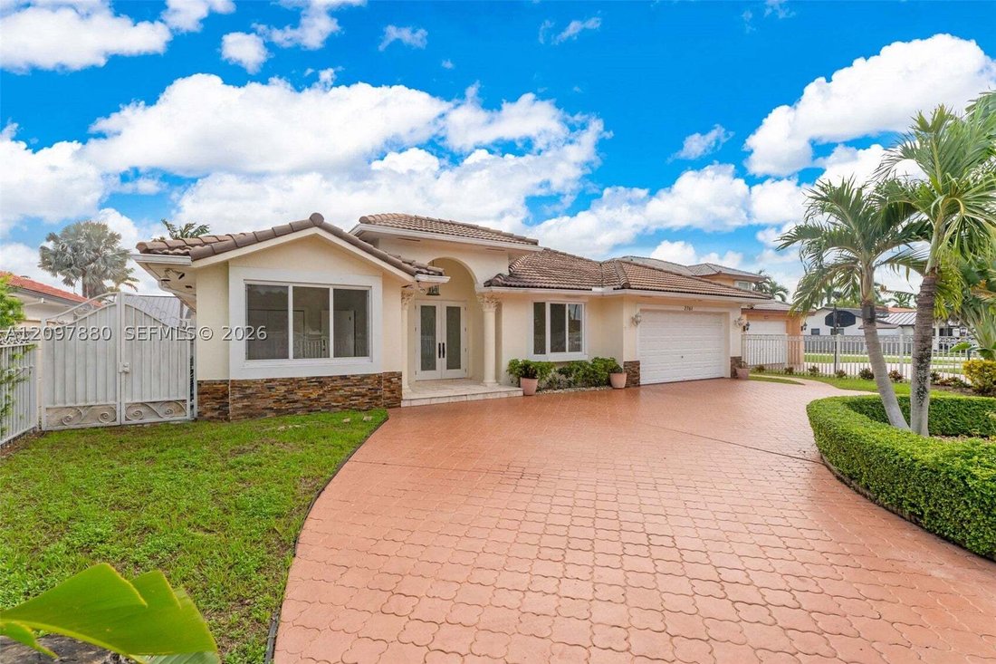 House in Miami, Florida, United States 1 - 19020345