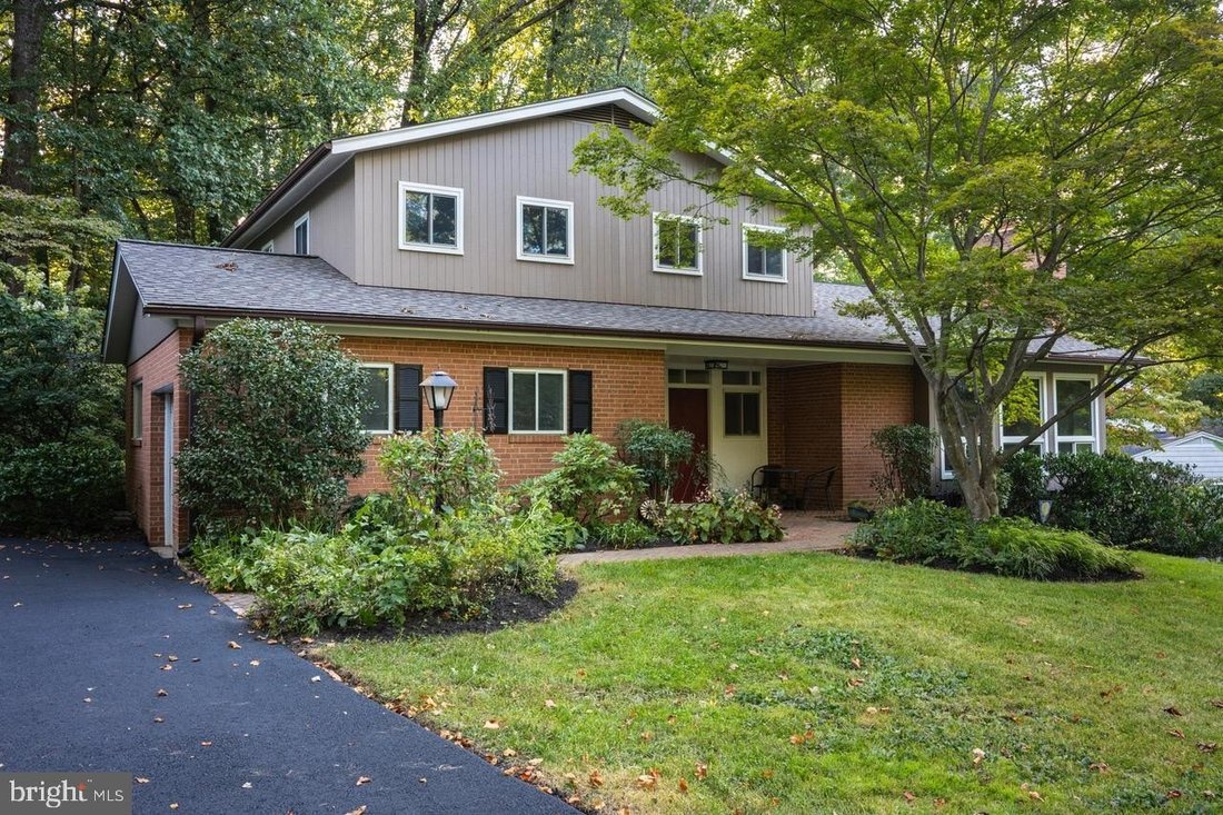 House in Oakton, Virginia, United States 3 - 19032334