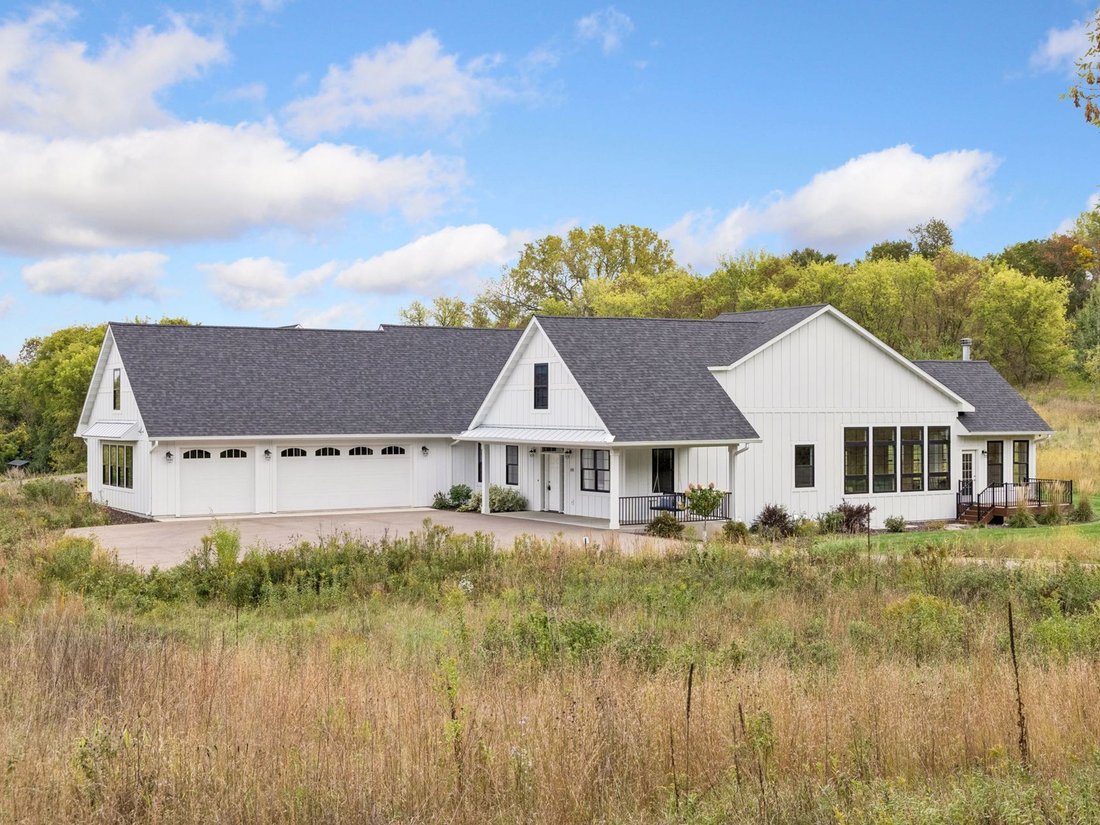 House in Hudson, Wisconsin, United States 4 - 19020030
