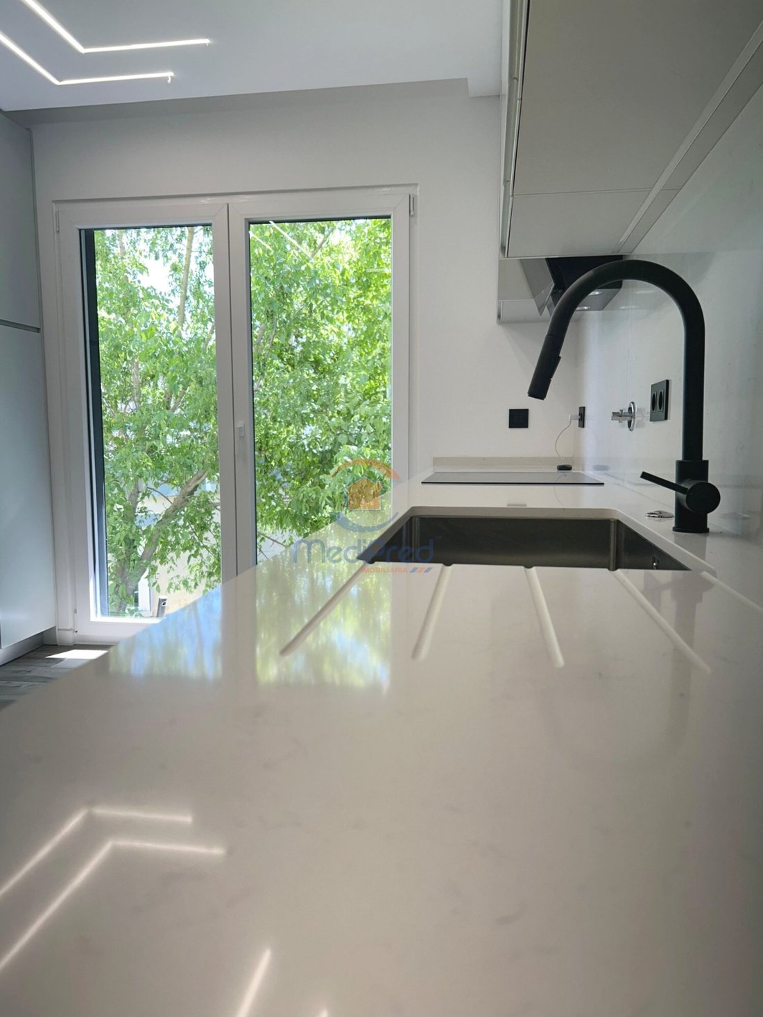 Apartment in Santa Iria de Azoia, Sao Joao da Talha e Bobadela, Lisbon, Portugal 4 - 19021606