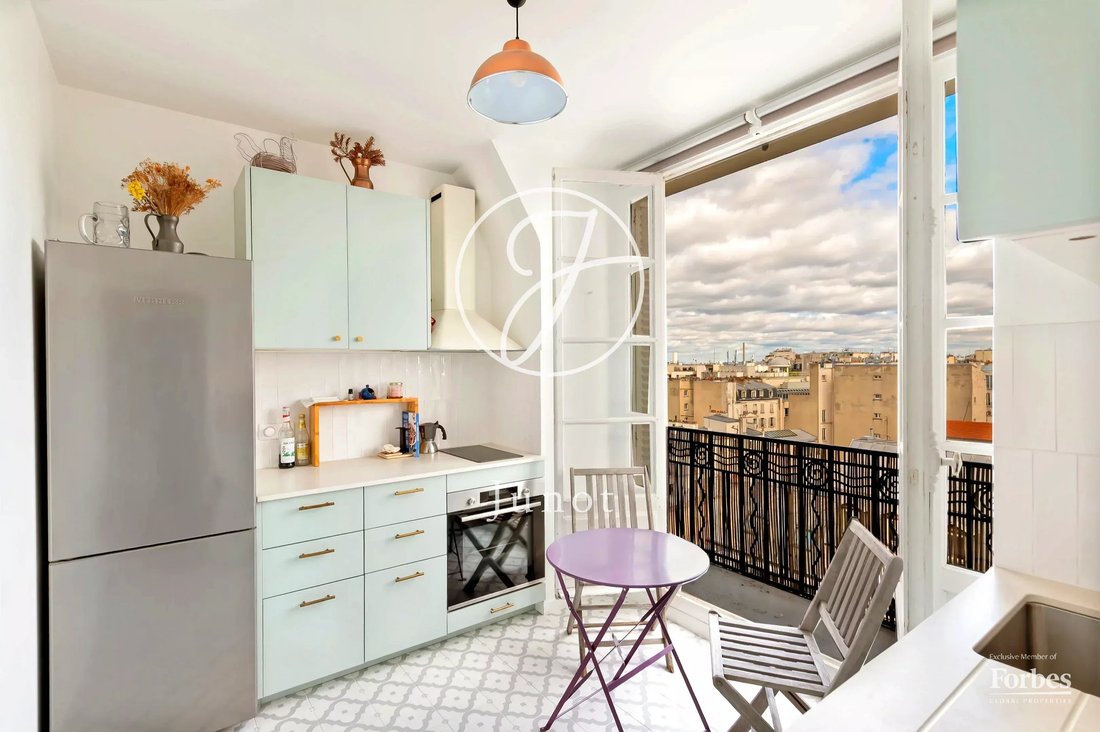 Apartment in Batignolles-Cardinet, Paris 17e Arrondissement, Paris 4 - 19029527