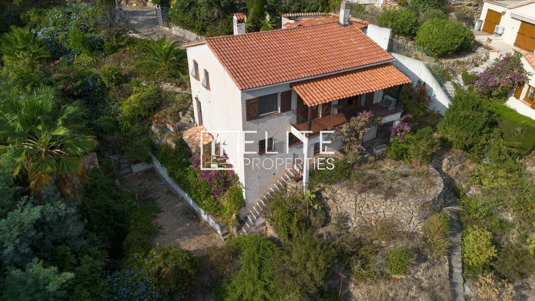 House in Le Roc Fleuri-Capitou (Jeanne d'Arc), Mandelieu-la-Napoule, France 2 - 19034240