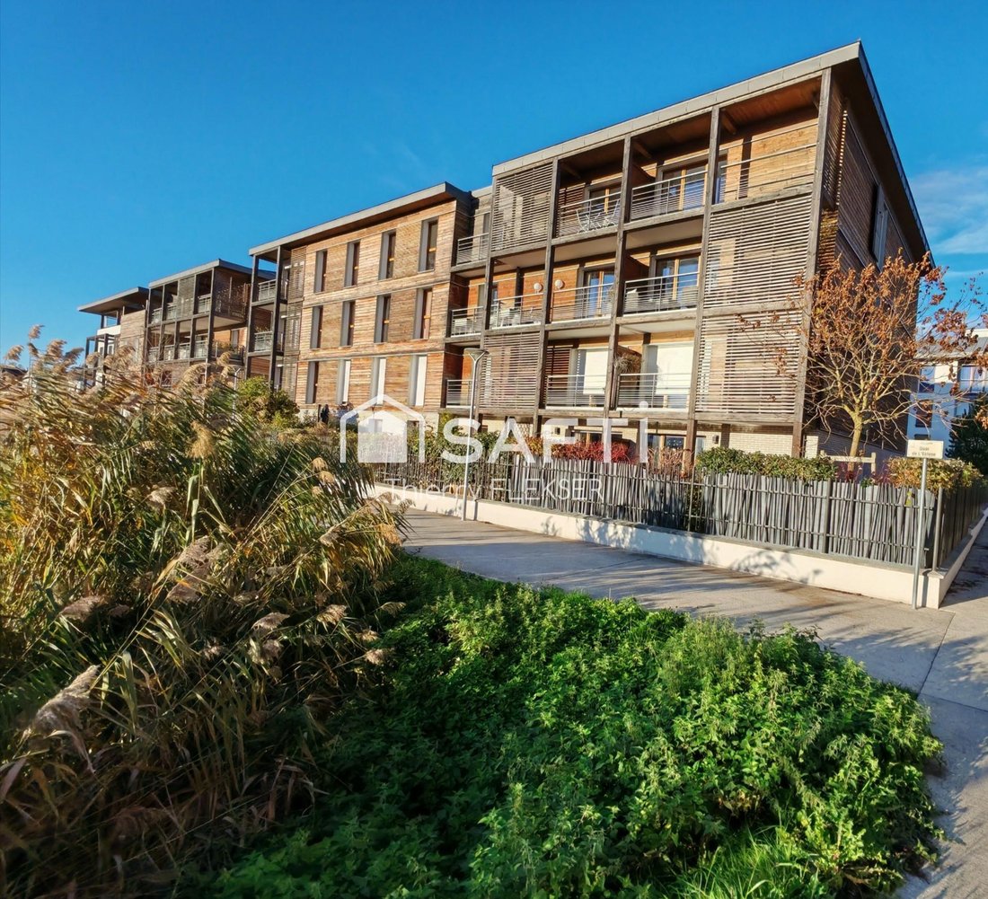 Apartment in Nogent-Cassan, L'Isle-Adam, France 1 - 19033084
