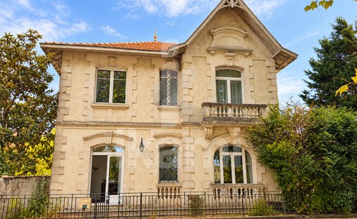House in Salles, Nouvelle-Aquitaine, France 1