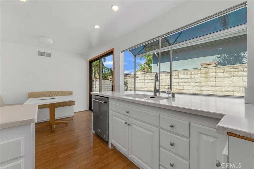 House in Los Angeles, California, United States 4 - 19024396