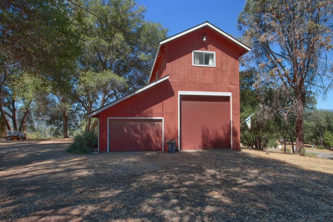 House in Oakhurst, California, United States 2 - 19028815