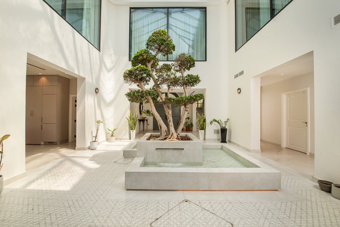 Villa in Al Wasl, Dubai, United Arab Emirates 5 - 19031815