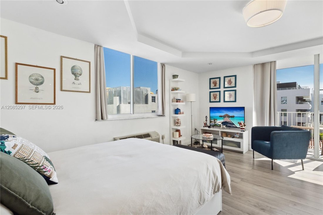 Condo in Miami Beach, Florida, United States 5 - 19025325