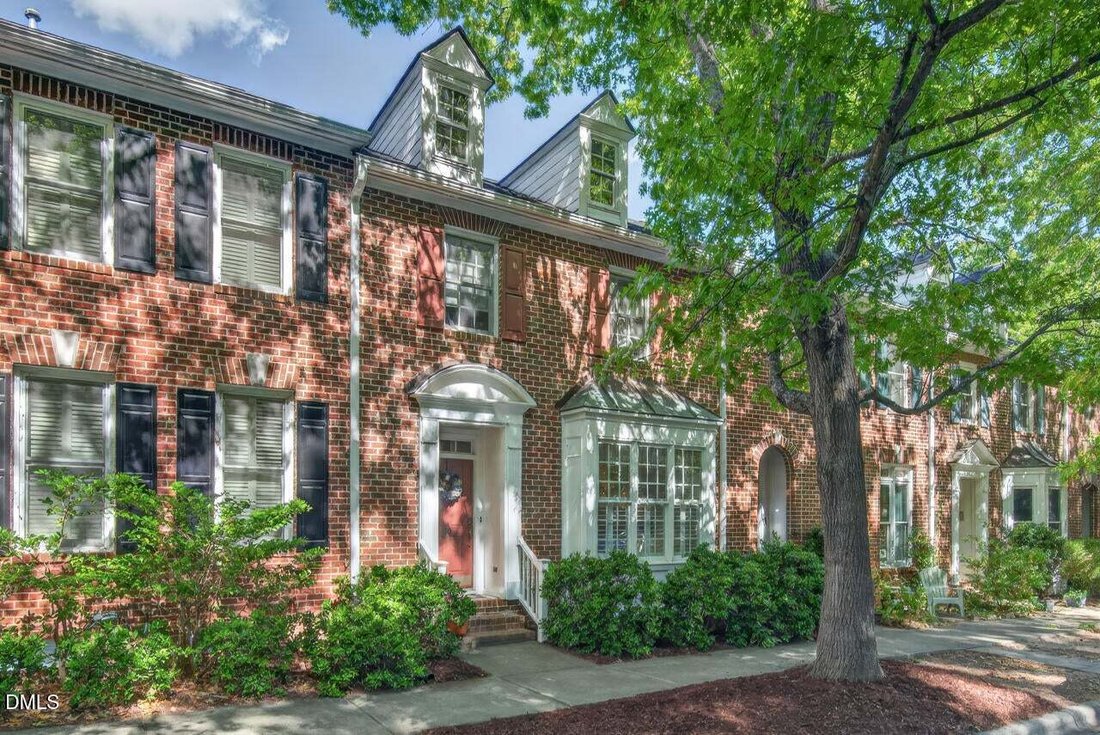 Maison de ville à Chapel Hill, Caroline du Nord, États-Unis 1 - 19023713