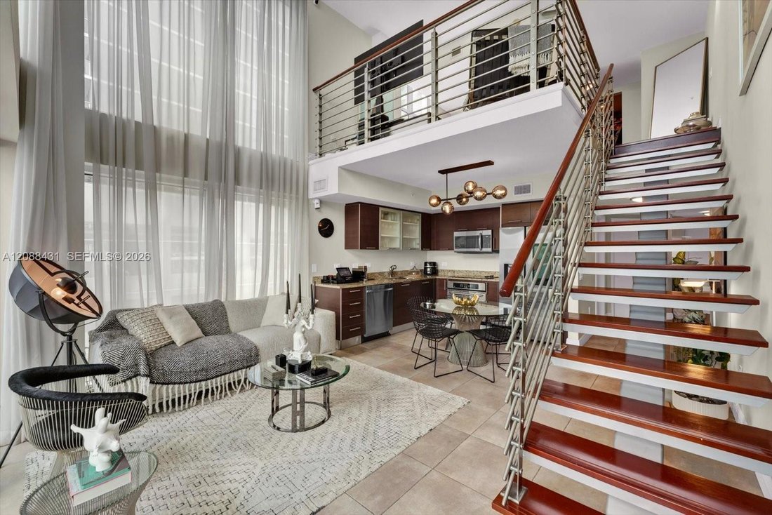Condo in Miami, Florida, United States 4 - 19025030