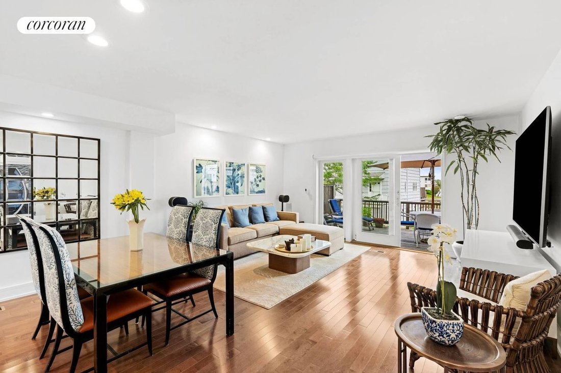 Quogue, New York, United States 4 - 19029959