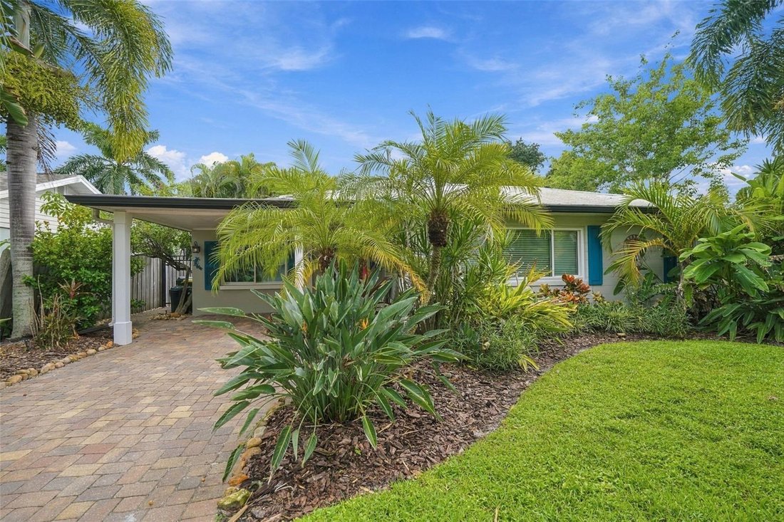House in Sarasota, Florida, United States 2 - 19029402