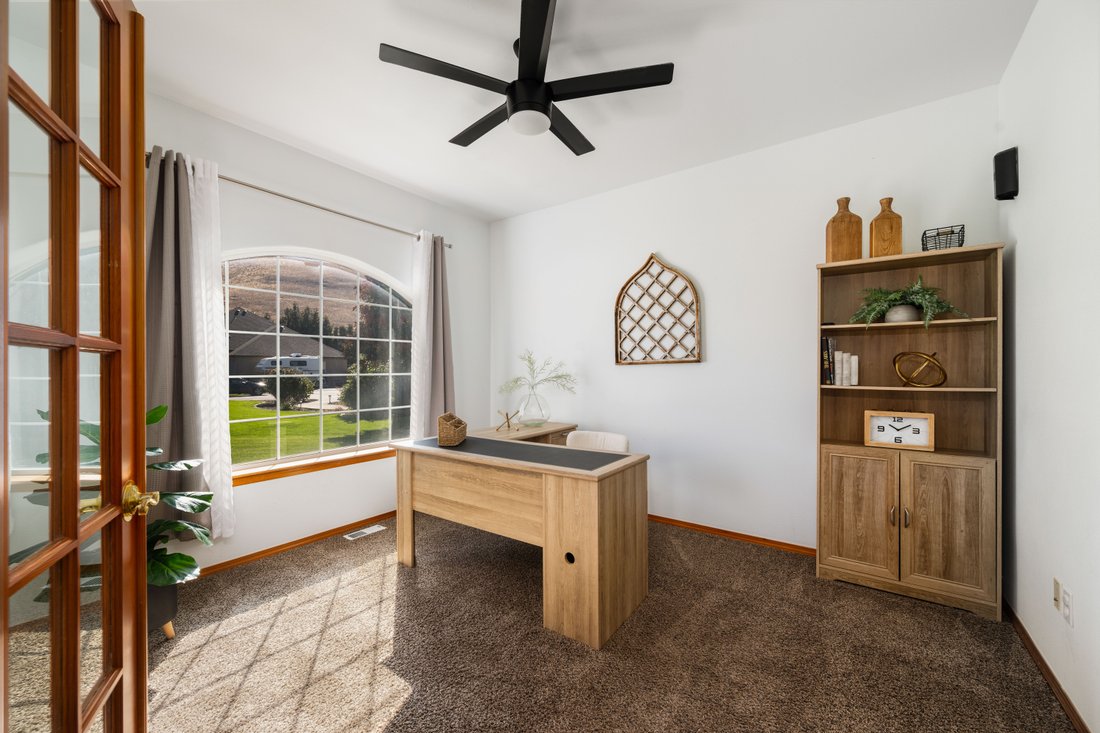 House in West Richland, Washington, United States 5 - 19021603
