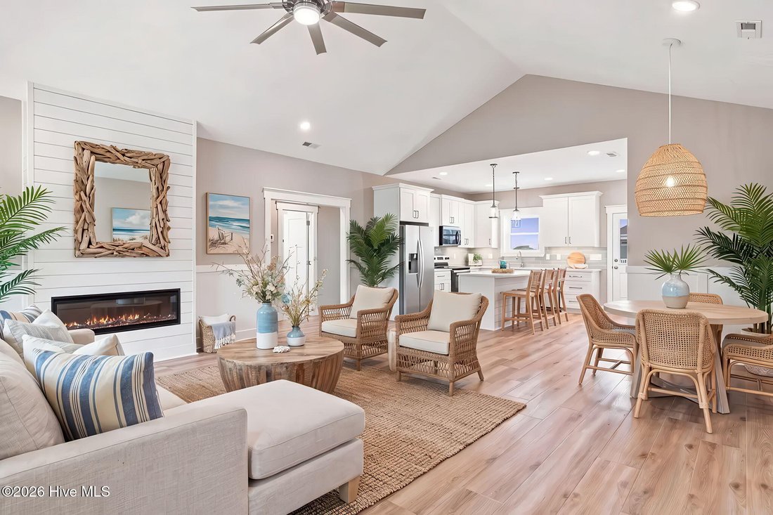 House in Oak Island, North Carolina, United States 4 - 19020697