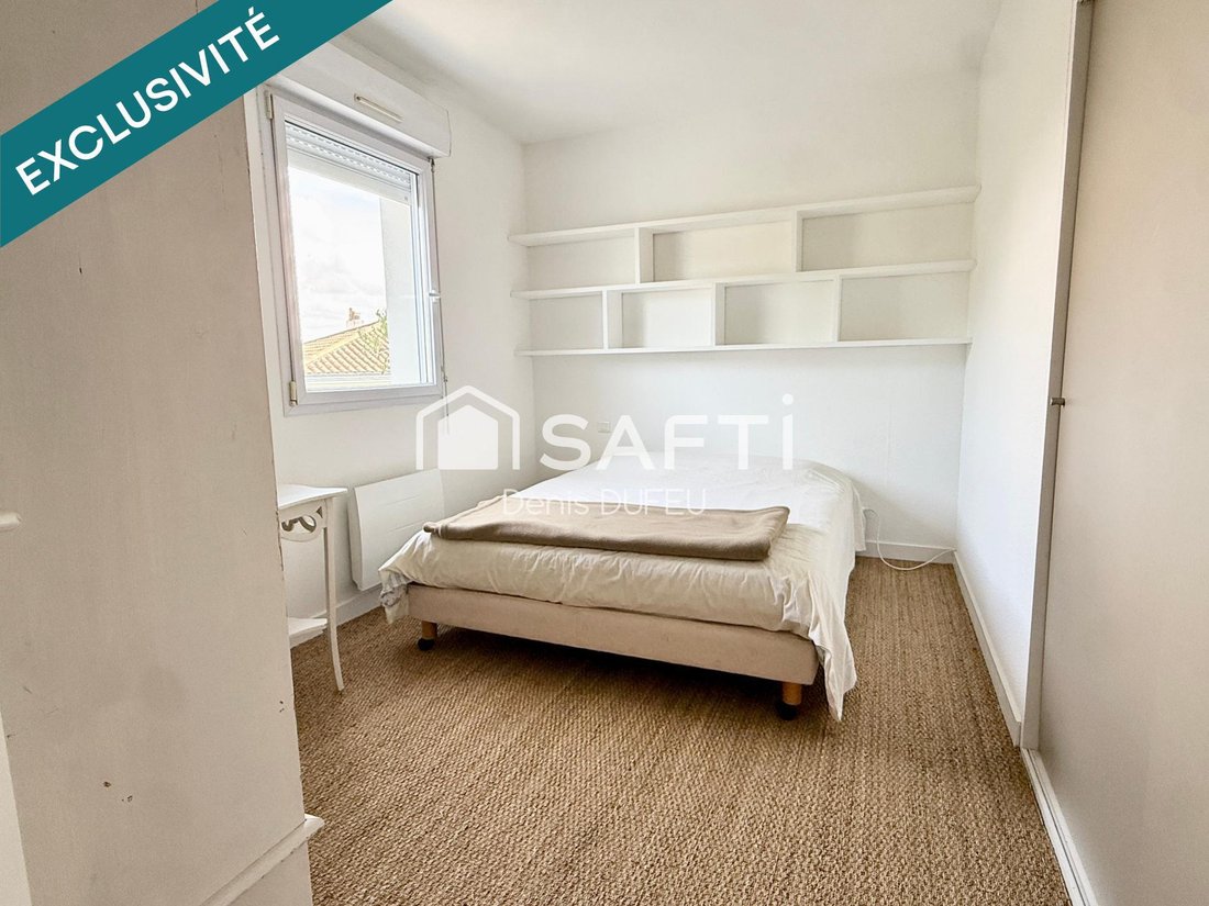 Casa en Bourg, Lagord, Francia 3 - 19033073
