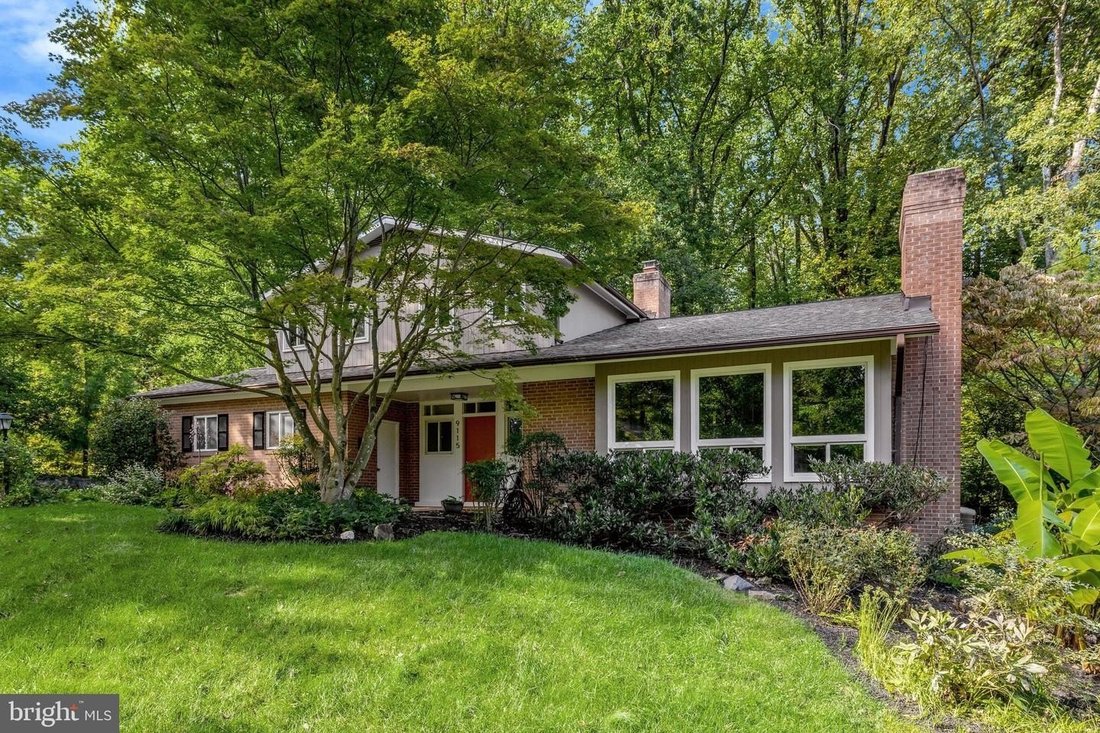 House in Oakton, Virginia, United States 5 - 19032334