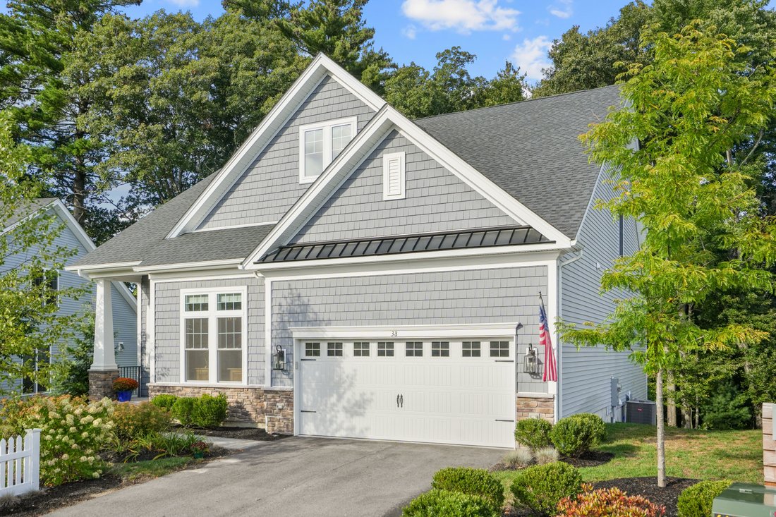 Condo in Hudson, Massachusetts, United States 3 - 19027482