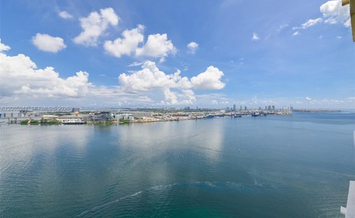 Condo in Miami, Florida, United States 1