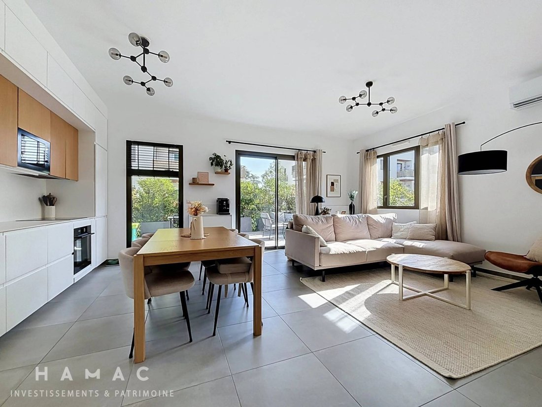 Apartment in Sainte-Foy-lès-Lyon, Auvergne-Rhône-Alpes, France 5 - 18848060