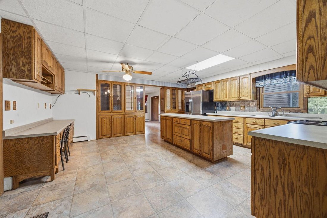 House in Dousman, Wisconsin, United States 4 - 19030628