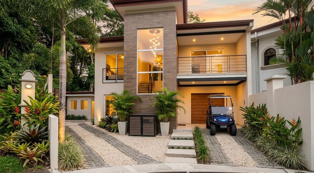 Condo in Garabito, Puntarenas Province, Costa Rica 1 - 19023796