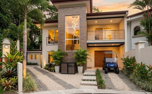 Condo in Garabito, Puntarenas Province, Costa Rica 1