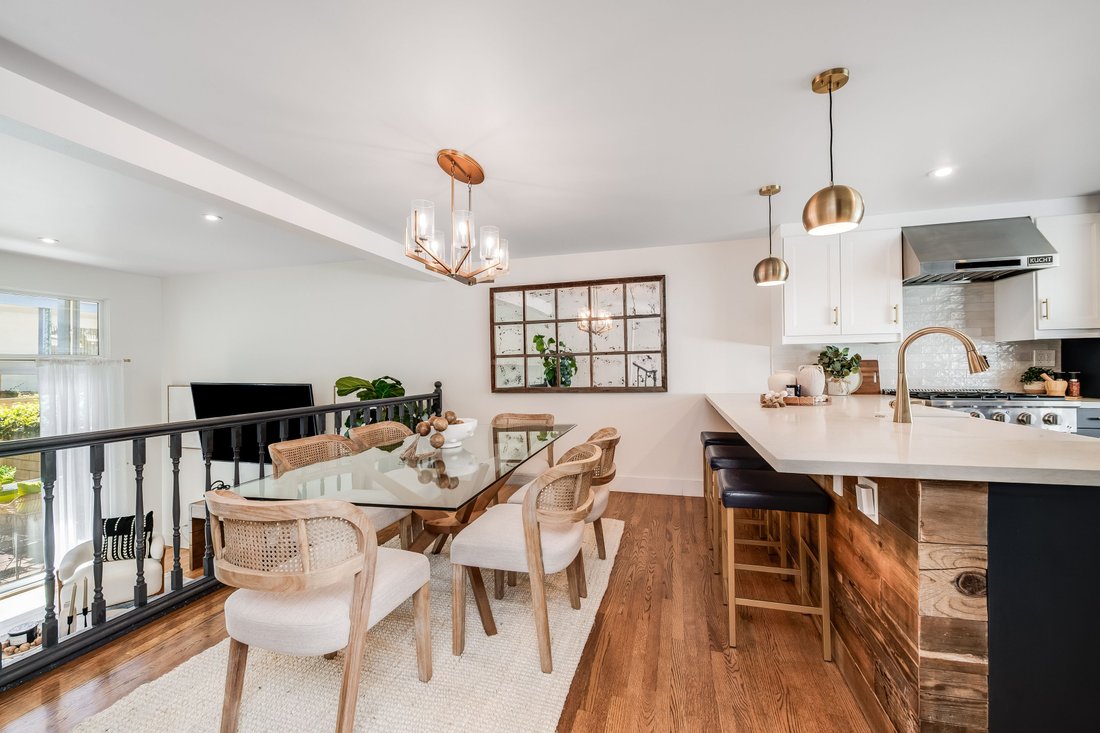 Condo in Burbank, California, United States 1 - 19026592