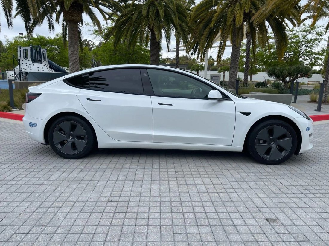 Sedan in Riverside, CA, United States 4 - 19029615