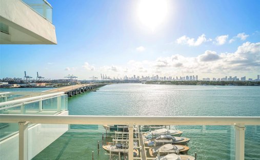 Condo in Miami Beach, Florida, United States 1