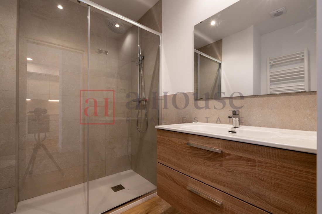 Apartment in Chamberi, Madrid, Spain 5 - 19021338