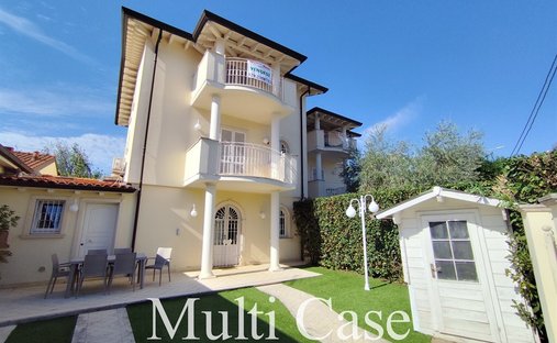Villa en Motrone, Pietrasanta, Italia 1
