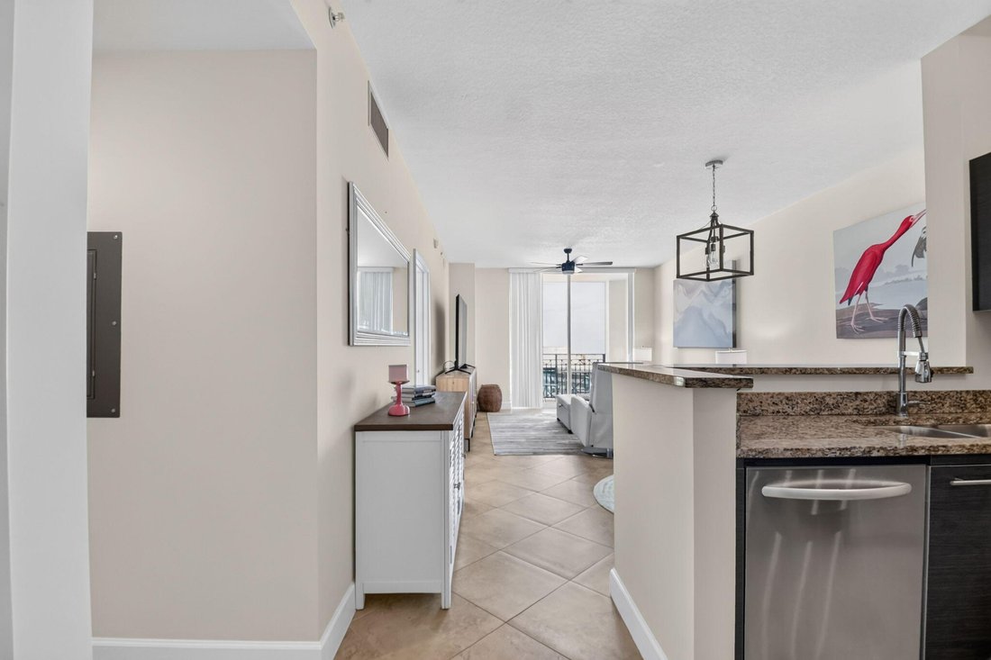 Condo in West Palm Beach, Florida, United States 2 - 19025178