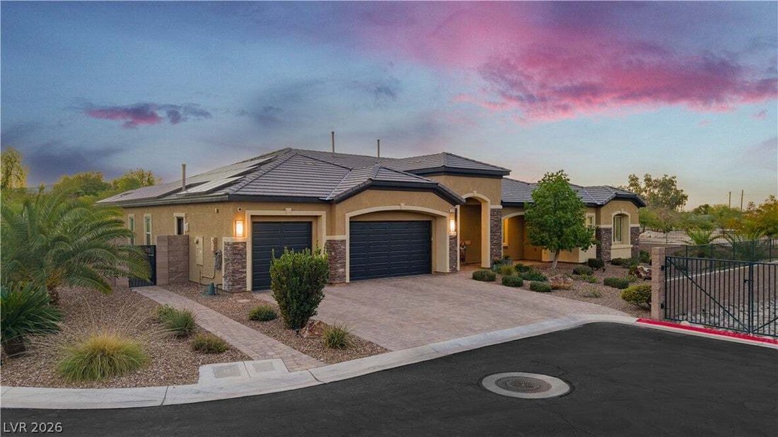 House in Las Vegas, Nevada, United States 2 - 19030656
