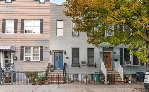 House in New York, New York, United States 1