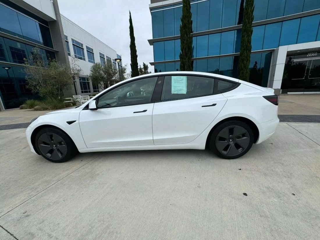 Sedan in Riverside, CA, United States 5 - 19029635