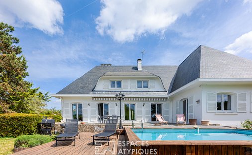 Villa in Neuville-sur-Oise, Ile-de-France, France 1