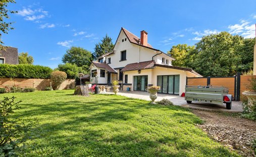 Haus in Gressets-Centre-Garenne-Bechevet, La Celle-Saint-Cloud, Frankreich 1