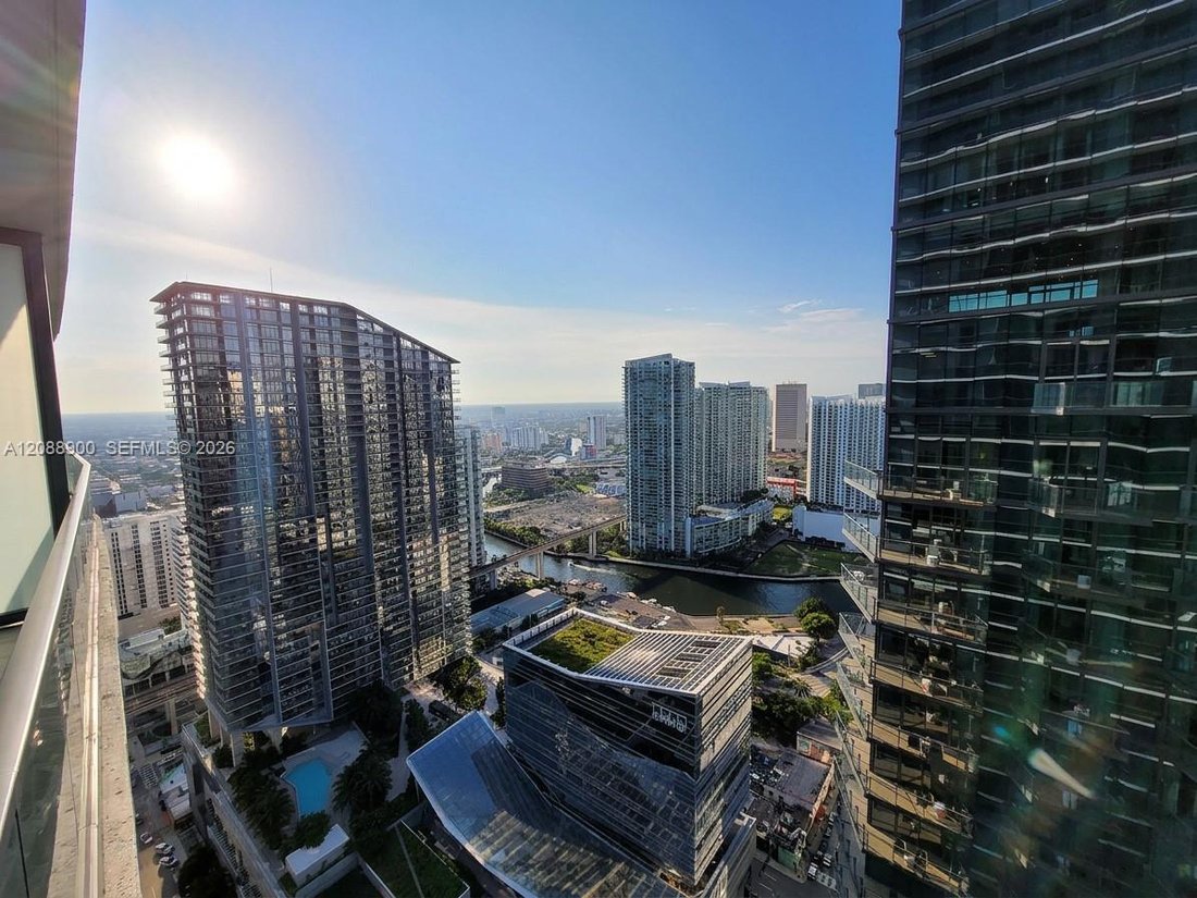 Condo in Miami, Florida, United States 1 - 19024997