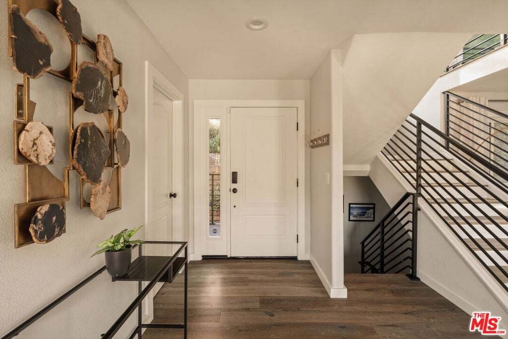 House in Glendale, California, United States 3 - 19023224