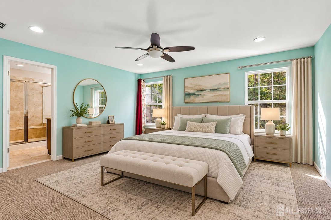 Condo in South Brunswick Township, New Jersey, United States 3 - 19027303