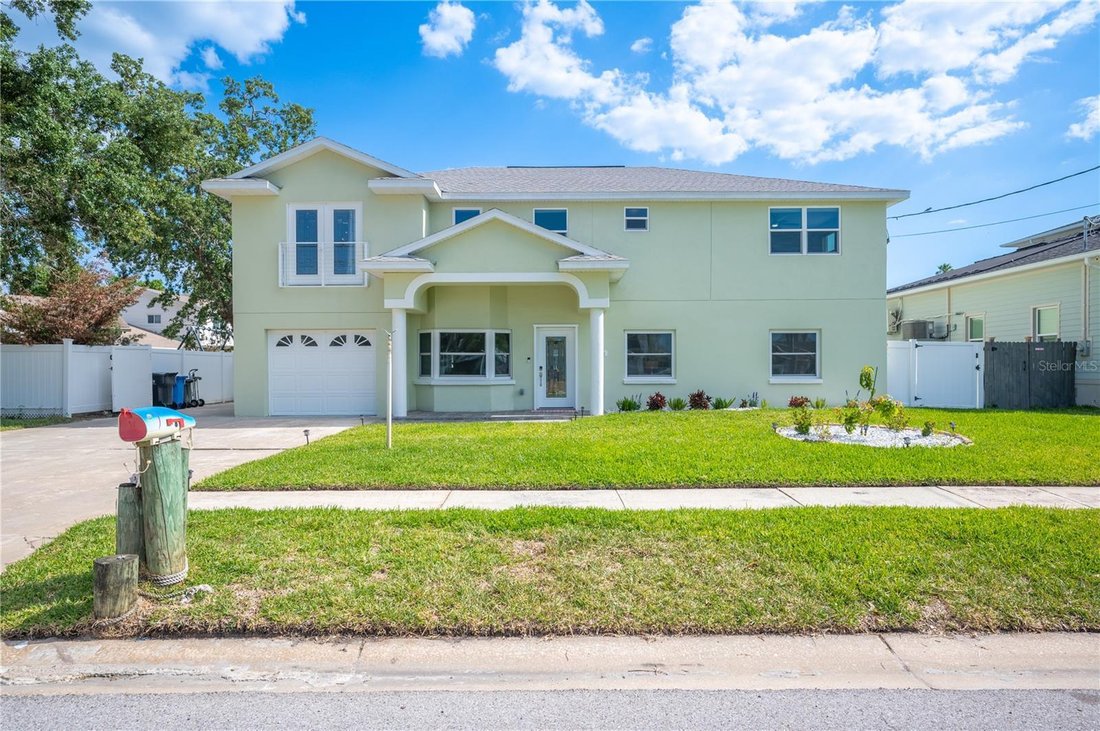 House in Tampa, Florida, United States 1 - 19027154