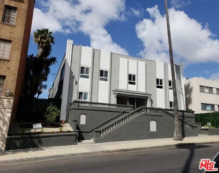 Los Angeles, California, United States 1 - 19027014