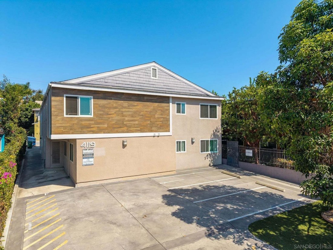 San Diego, California, United States 1 - 19024518