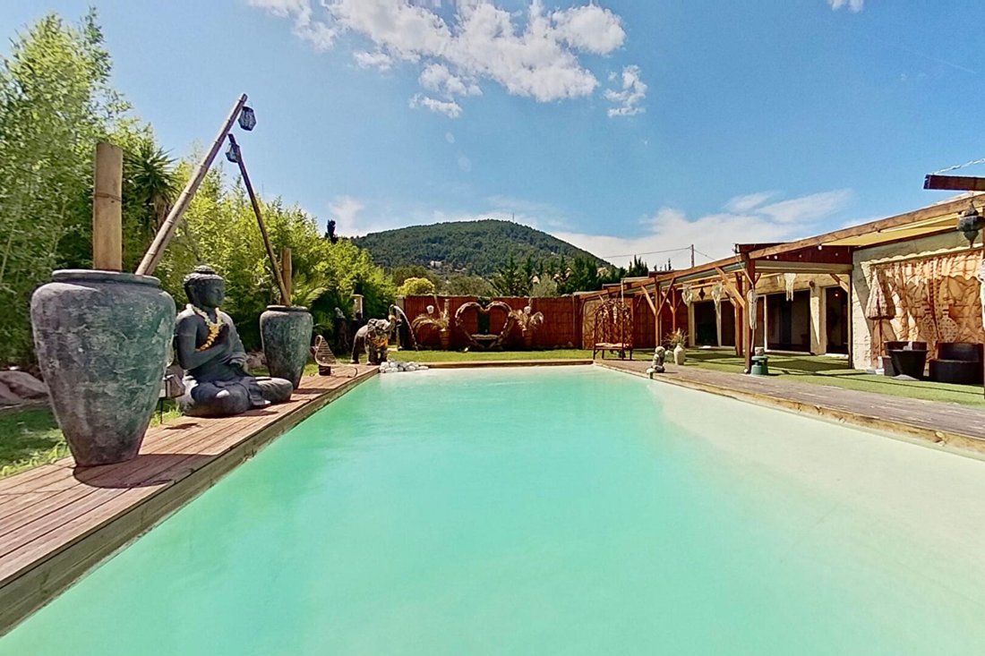 Villa in Solliès-Ville, Provence-Alpes-Côte d'Azur, France 3 - 19021846