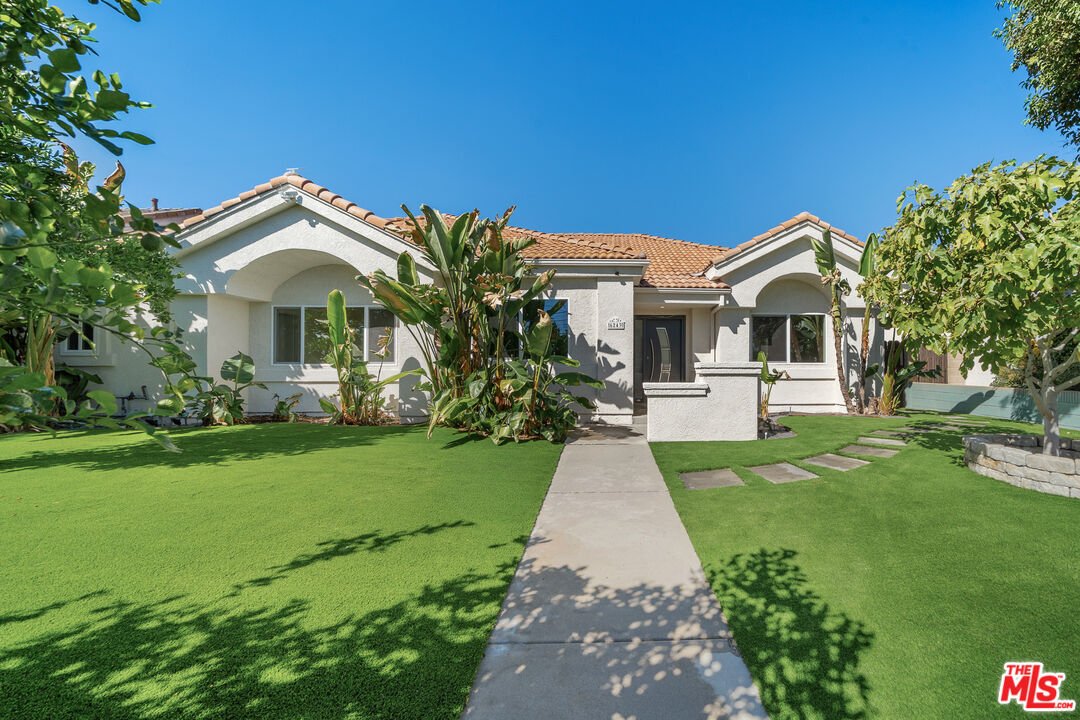 House in Los Angeles, California, United States 1 - 19024879