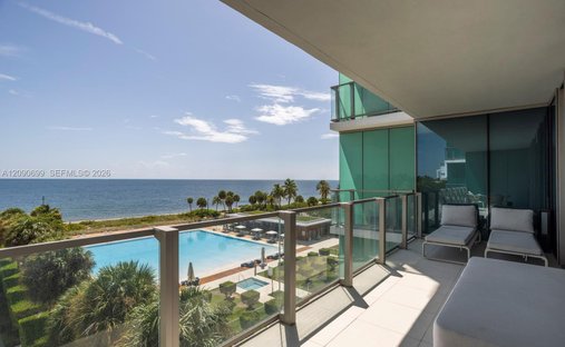 Condo in Key Biscayne, Florida, United States 1