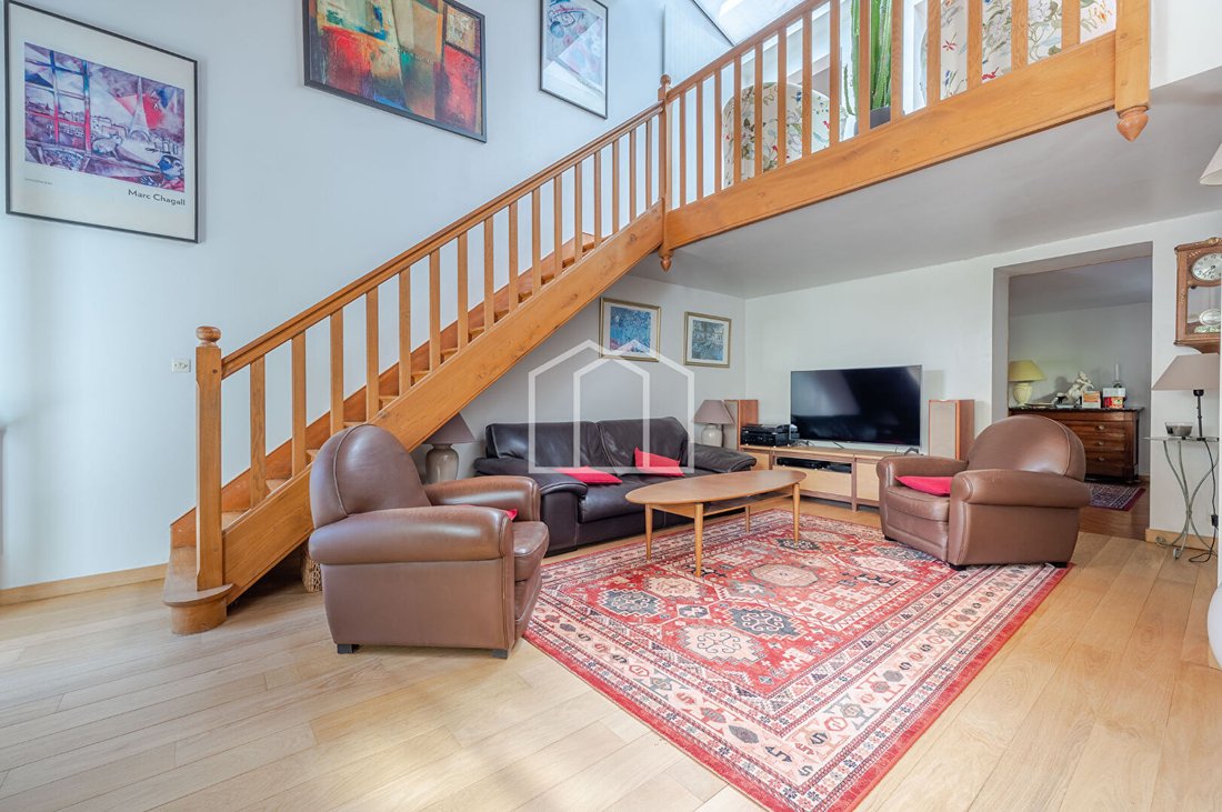 House in Plateau Ouest, Suresnes, France 3 - 19033680
